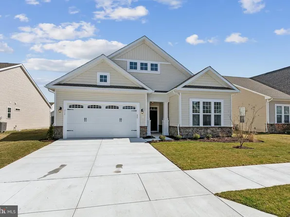 312 Heritage Shores Cir, Bridgeville, DE 19933