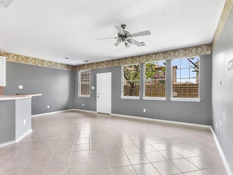 9016 Elm Drake Ln — Photo 5