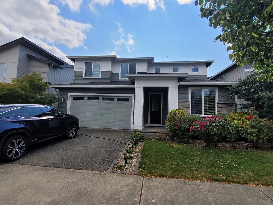 25707 207th Pl SE