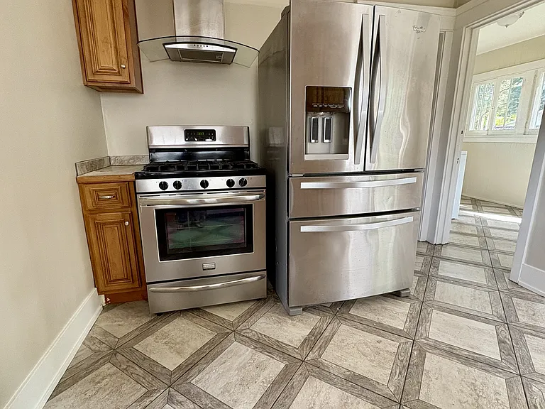 1122 Channing Ave — Photo 8