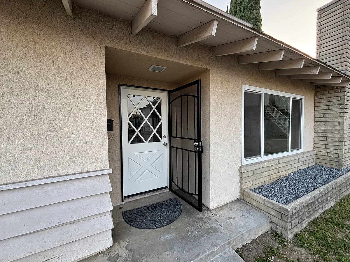 Building Photo - 511 Ridgeway Ln #1
