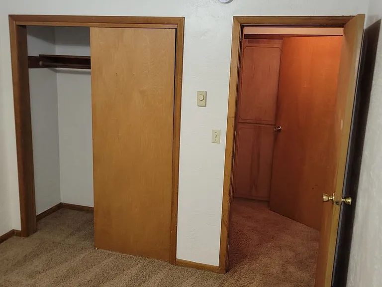 310-Colony Apartments — Photo 15