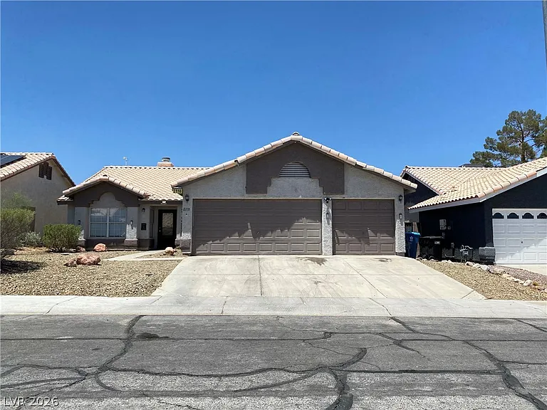 2118 Quinton Ave — Photo 1