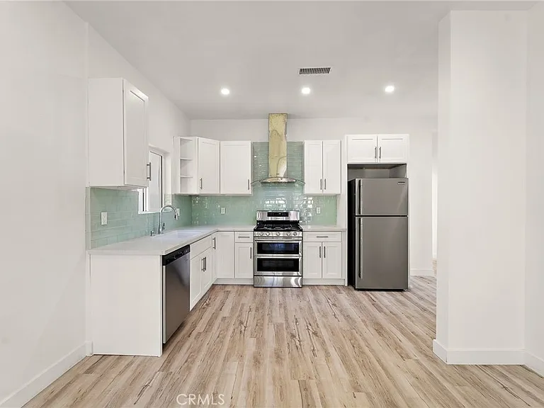 10730 Strathern St — Photo 6