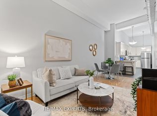 80 King William St #212, Hamilton, ON L8R 0A1