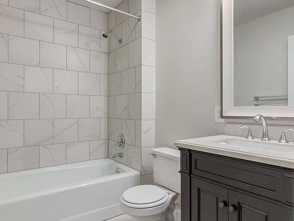 Bathroom vanity