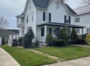 1206 Cambria Ave, Windber, PA