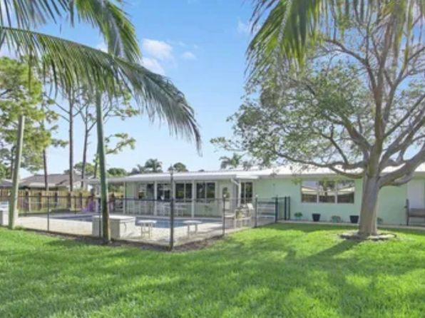 2186 SE Bisbee St #A