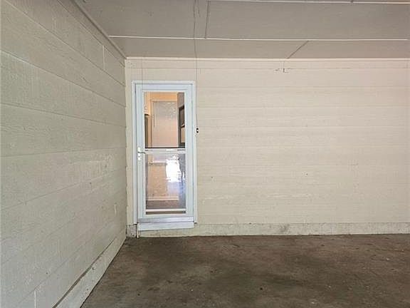 5th image of 2053 Forest Ct