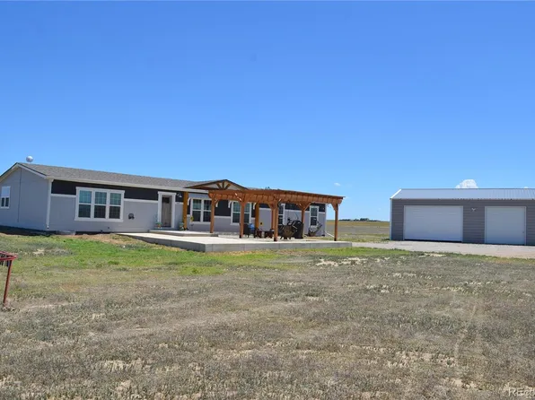5676 County Road 77, Roggen, CO 80652
