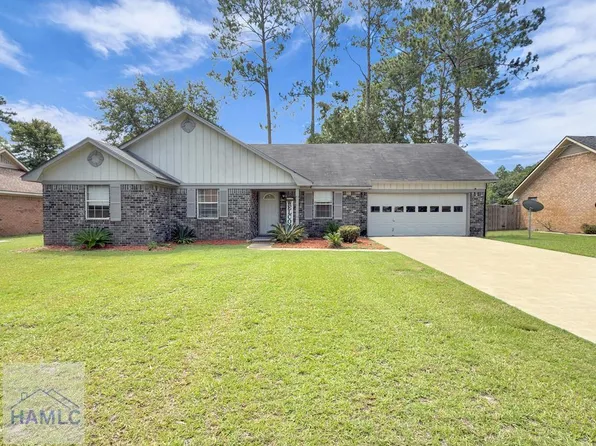 713 Robin Hood Dr, Hinesville, GA 31313
