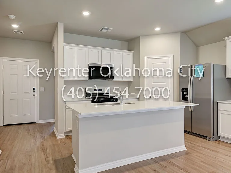 2809 Tracys Mnr — Photo 14
