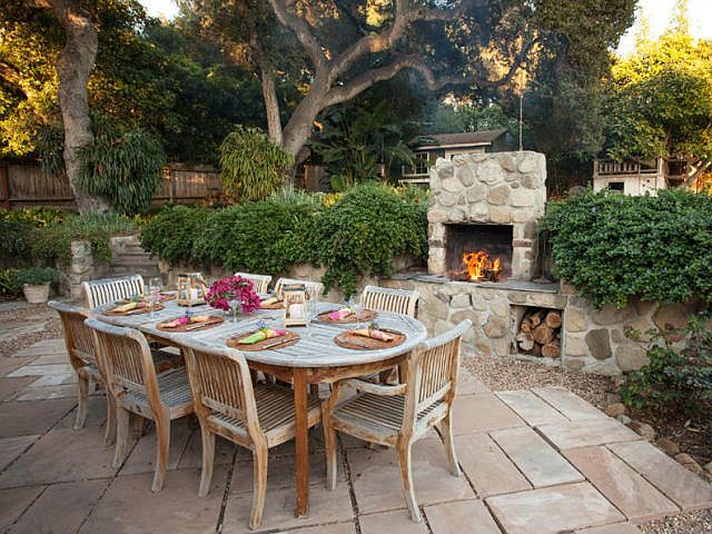 Entertainment Patio 2