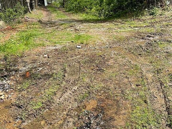 4th image of 174 Earnhart Dr