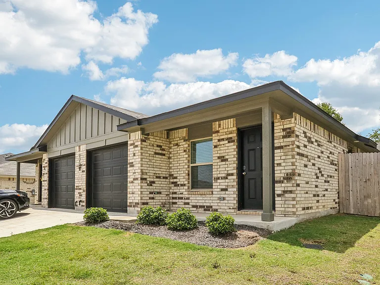 The Laramie at Indian Trail — Photo 3