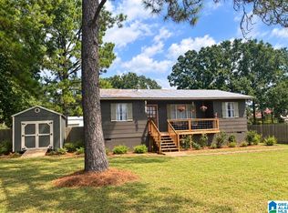 695 Flint Hill Rd, Bessemer, AL 35022
