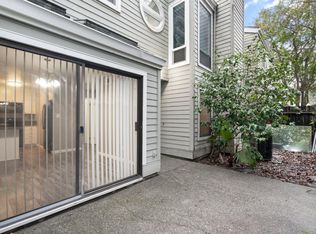 1515 Hood Rd UNIT F, Sacramento, CA 95825