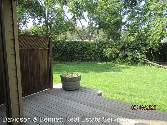 5th image of 1564 Voorhees Cir
