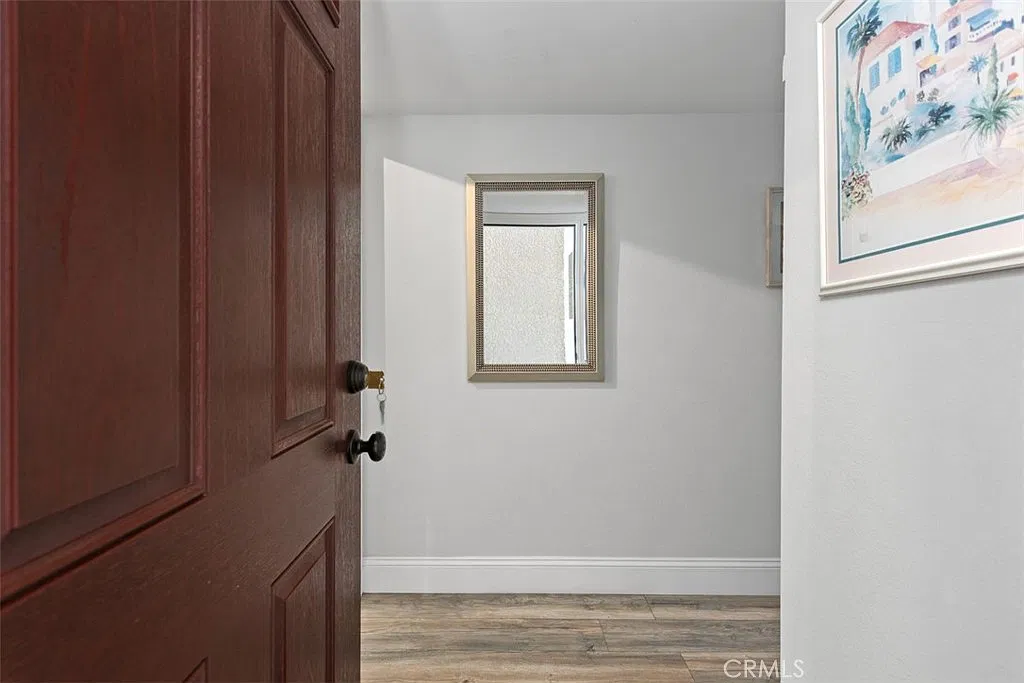 1 bed, 1.5 bath, 837 sqft, $2,700 — Photo 4