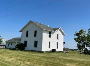23299 White Oak Rd, Shullsburg, WI 53586