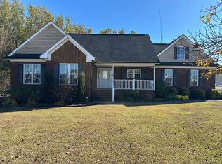 100 Wakefield Dr, Princeton, NC 27569