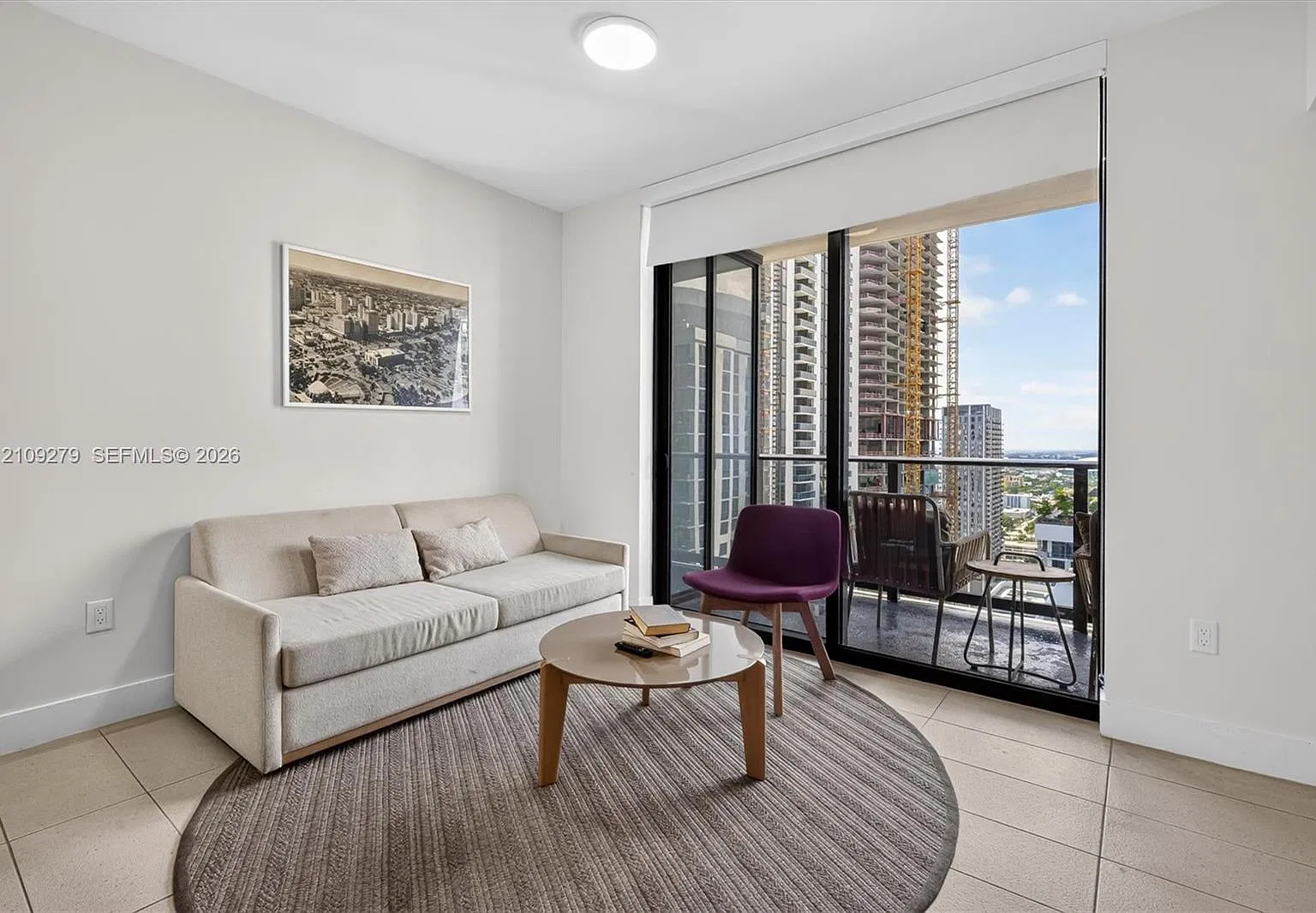 1 bed, 1.0 bath, 463 sqft, $2,950 — Photo 3
