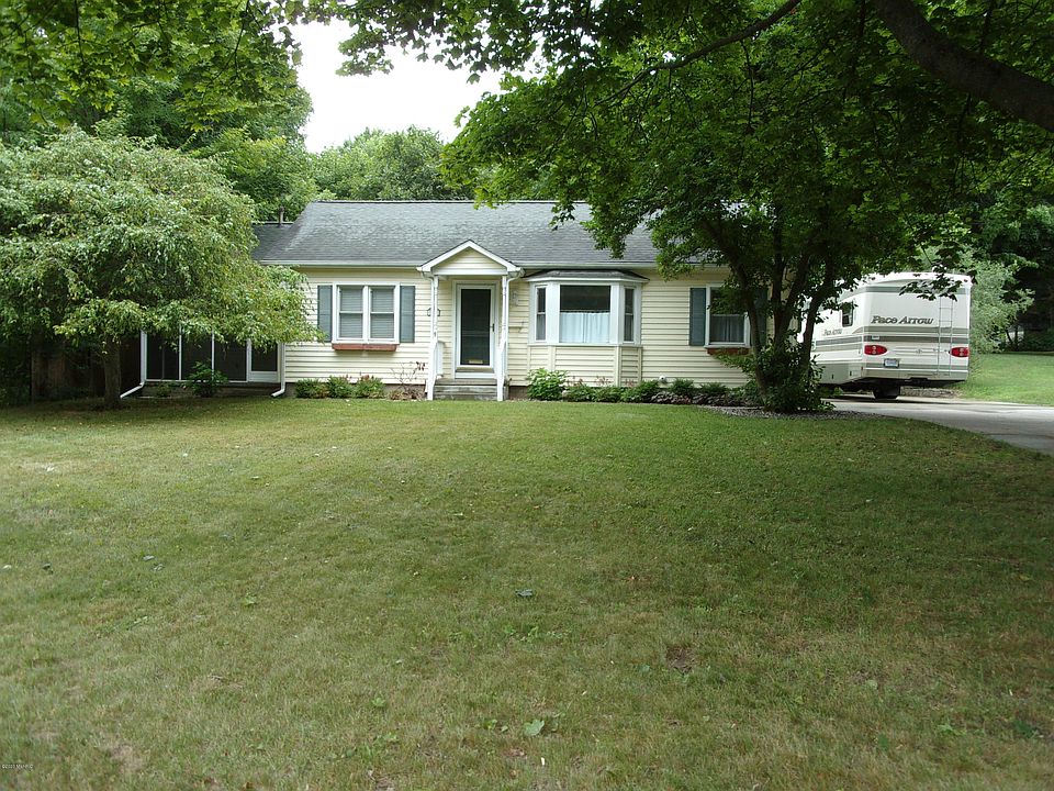 1st image of 353 N West St