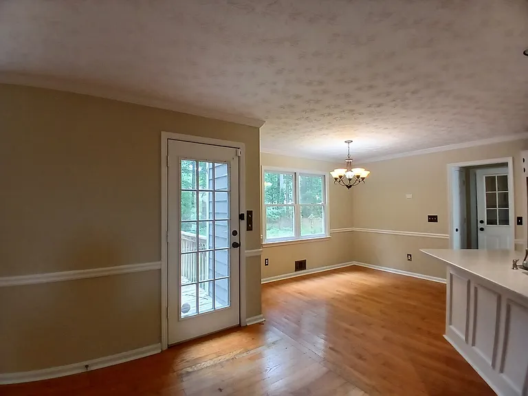 4761 Habersham Way SE — Photo 9