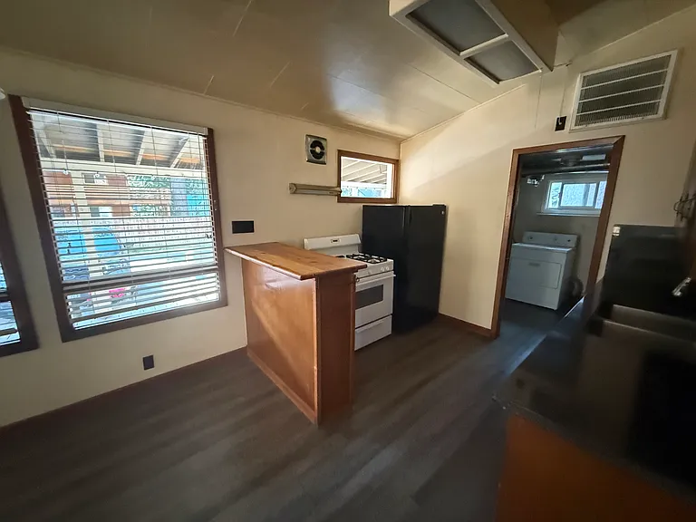 307 Pineland Dr — Photo 41
