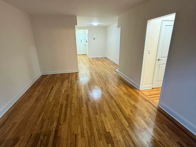 143-23 Barclay Ave #4G — Photo 7