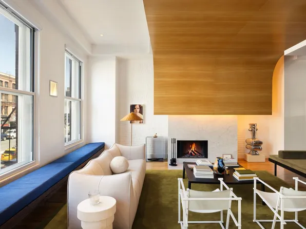 259 Bowery image 1 of 8