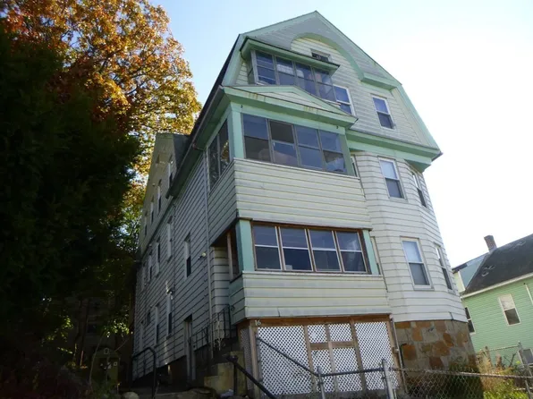 16 Everard St, Worcester, MA 01605