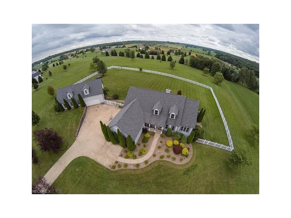 1780 Midway St NW photo 1