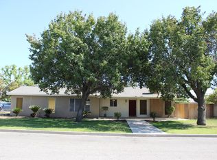 1985 Lynn Ln, Hanford, CA 93230