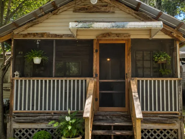 165 Jessica Ln, Brunswick, GA 31525