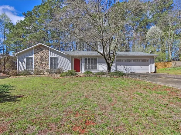 635 Oxford Hall Dr, Lawrenceville, GA 30044