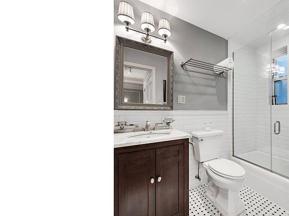 5th image of 25 W 64th St APT 4A