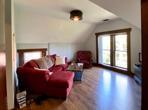 1210 S Floyd St APT 3, Louisville, KY 40203