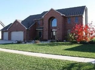 699 Trotter Dr, Coal City, IL 60416