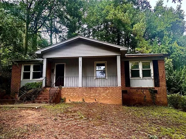3960 Shamel St, Winston Salem, NC 27105