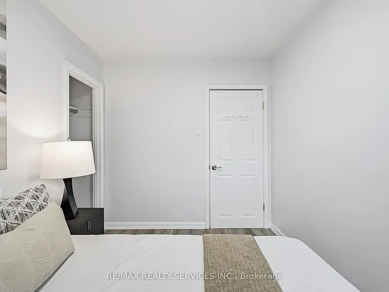 6 Bonnyview Dr #UPPER — Photo 23