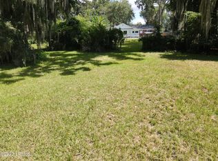 2004 Walnut St, Beaufort, SC 29906