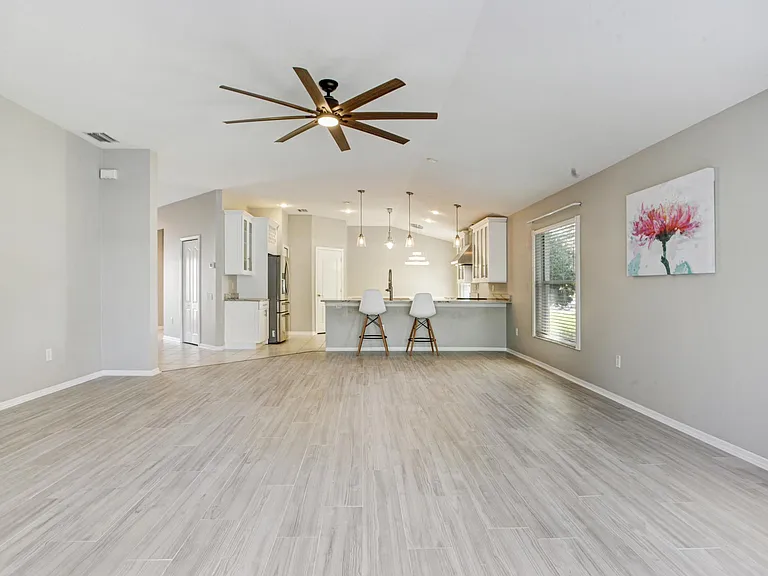 5621 Cannonade Dr — Photo 4