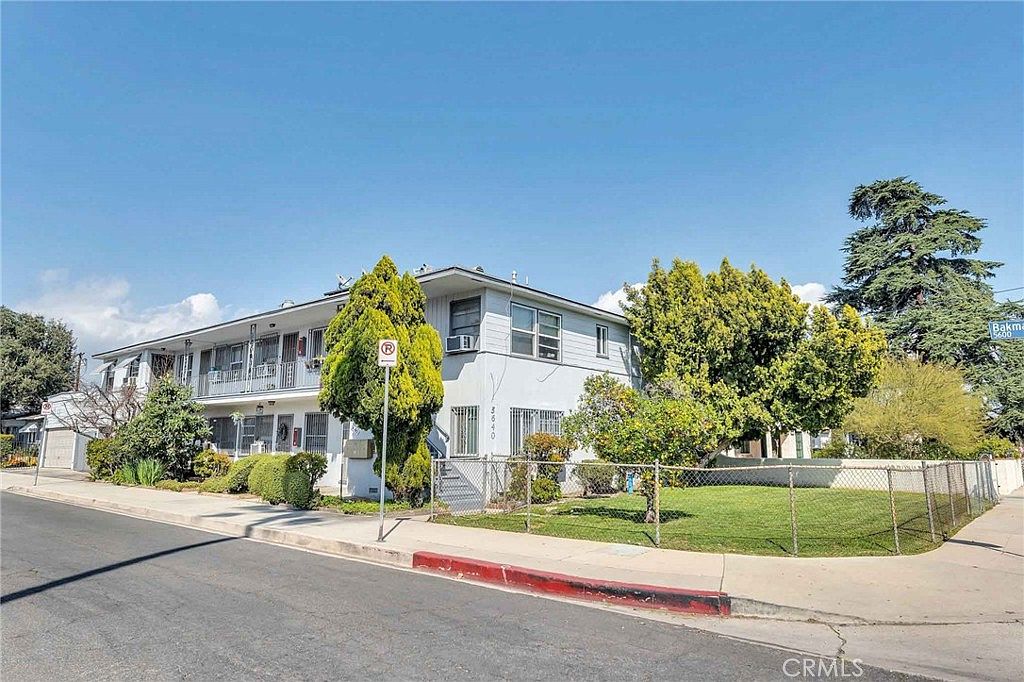 5640 Bakman Ave, North Hollywood, CA 91601 | Zillow