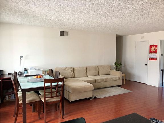 4th image of 20763 Greenside Dr