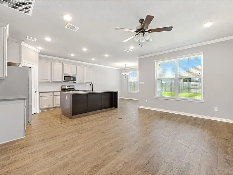 6205 Daytona Dr — Photo 14