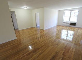 9944 67th Rd APT 5G, Flushing, NY 11375