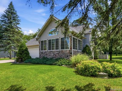 10288 Carmer Rd, Fenton, MI, 48430