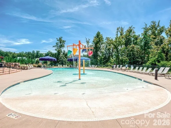 218 June Bug Ln, Fort Mill, SC 29708