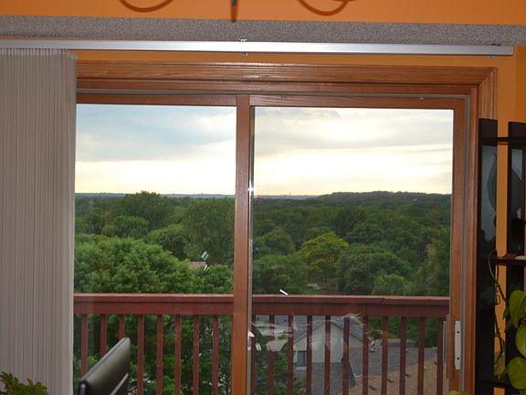 5th image of 9122 Jergen Bay S